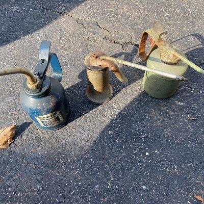 226: Vintage Three Oil Cans