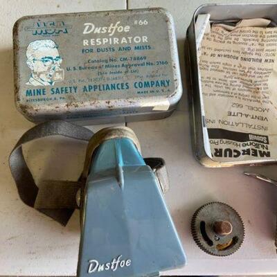 229: Vintage  Dustfoe Respirator Tins