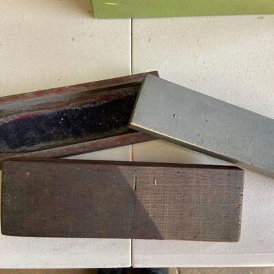 230: Vintage Carborundom Honing Stone