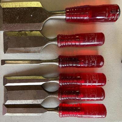 236: Vintage Miller Fall Chisel Set