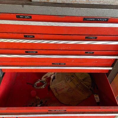 242: Vintage Locking 5-Drawer Tool Chest on Wheels