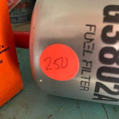 250: Vintage Auto Oils and More