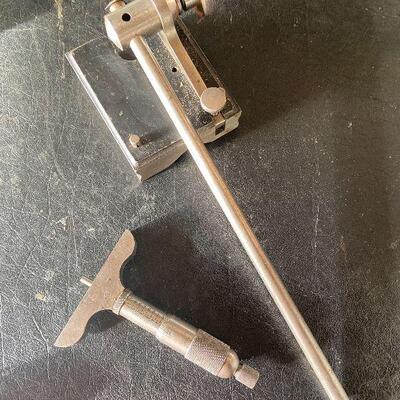 265: Vintage Greenfield Surface Gage