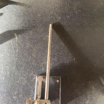 265: Vintage Greenfield Surface Gage