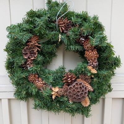 LOT 283 Holiday Door Wreath Pine Cones & Seed Pods