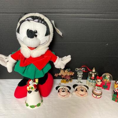 Lot #191 Mickey Mouse and Minnie Mouse Holiday Decorative Items