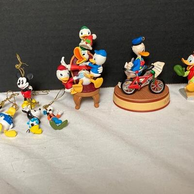 Lot #194 Hallmark Keepsake Ornaments Donald Duck 