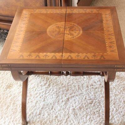 Lot 23 Wood Inlay Expanding Coffee Table