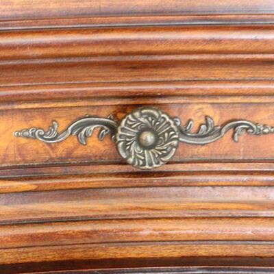 Lot 27 Fairmont Designs Dresser w/ Mirror