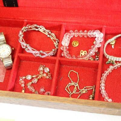 Lot 34 Jewelry Box w/ Contents