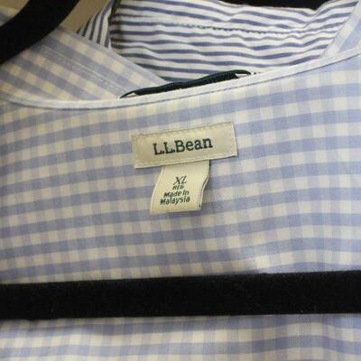 Lot 44 HUGE lot of Women's Clothing (L-XL)