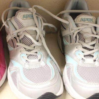 Lot 45 HUGE lot of Women's Shoes (8-9.5)