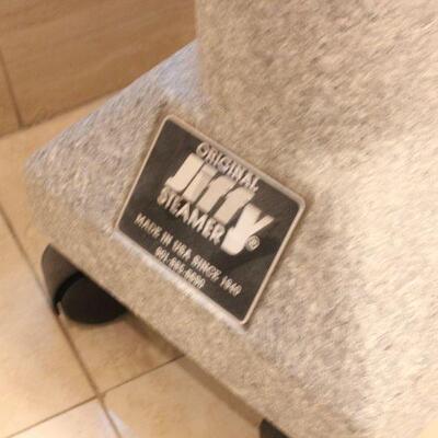 Lot 71 Jiffy Clothing Steamer