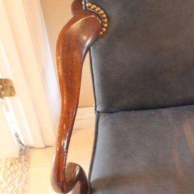 Lot 98 Leather Nail head Detail Office Chair