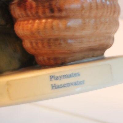 Lot 125 Goebel Hummel Figurine - Playmates - 5870