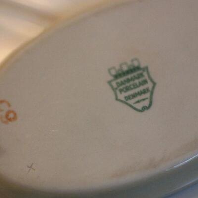 Lot 126 Vintage Pair of Danmark Porcelain Dishes 