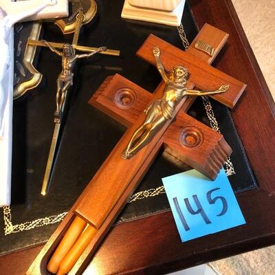 Lot 145 Crosses, Religious DÃ©cor