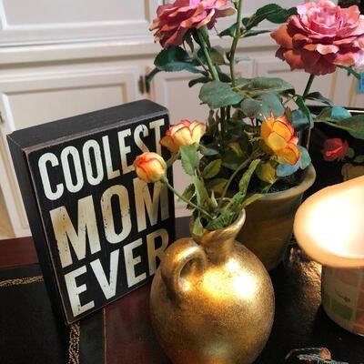 Lot 147 Misc. Home DÃ©cor 