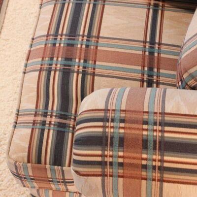 Lot 153 Lane Sleeper Sofa - Excellent Condition 