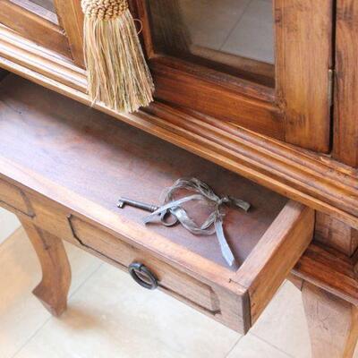 Lot 157 Display Cabinet, Solid Wood w/ Key