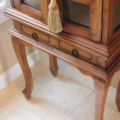 Lot 157 Display Cabinet, Solid Wood w/ Key