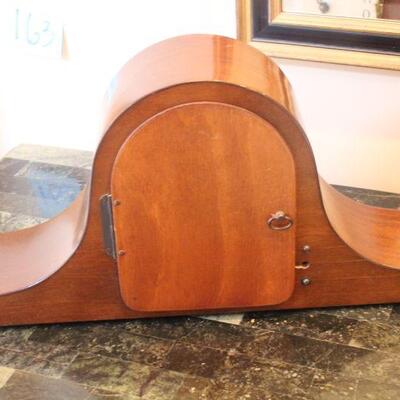 Lot 162 Seth Thomas Battery Operated Mantel Clock