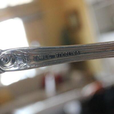 Lot 172 Sterling Silver Serving Pieces