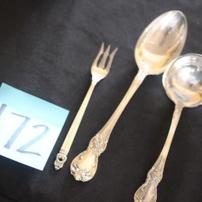 Lot 172 Sterling Silver Serving Pieces
