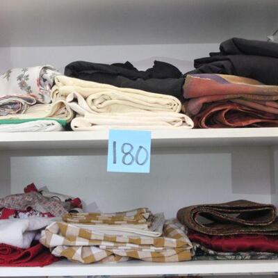 Lot 180 Kitchen & Dining Linens