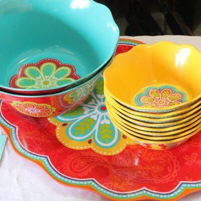 Lot 217 Plastic Party ware from Pier 1