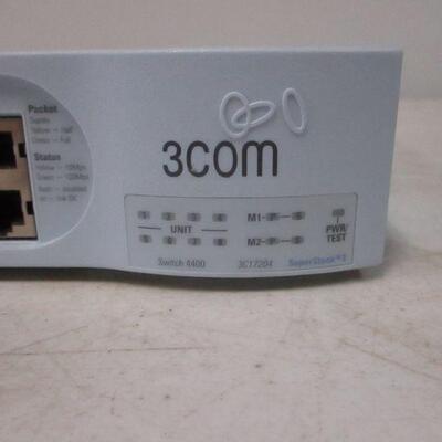 Lot 19 - 3Com SuperStack 3  Managed Network Ethernet Switch 4400 PWR