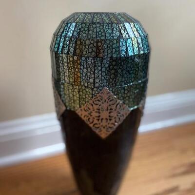 Decorative vase 
