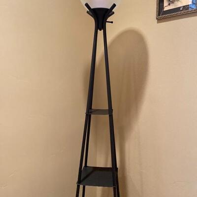 Sconce light fixture 