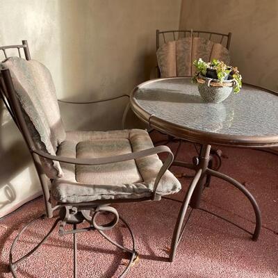 Outdoor patio set 