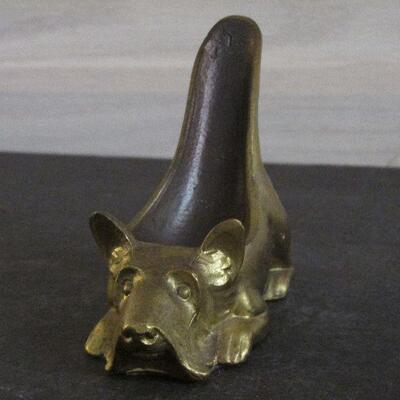 Lot 174- Vintage Scotty Dog Brass Pipe Holder