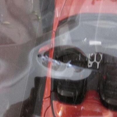 Lot 178- Maisto Special Edition Diecast 2005 Corvette