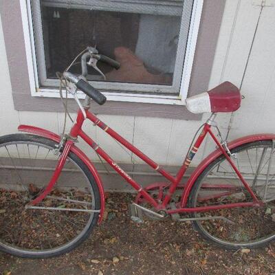 Lot 179- 1957 Schwinn Racer