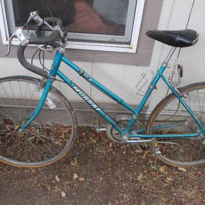 Lot 181- Vintage Murray 10 speed Racer Bicycle