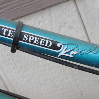 Lot 181- Vintage Murray 10 speed Racer Bicycle