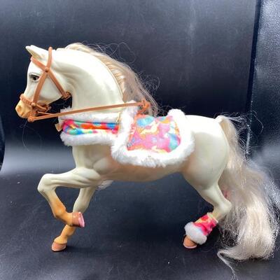 Vintage Barbie Blinking Beauty Horse