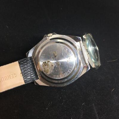 Wrist Watch with Window Cover