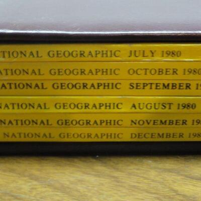 1980 National Geographic Magazine - complete set of 12 with faux leather cases Cases in great condition Books in normal good condition