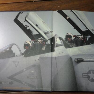 BO131 ACES HIGH 1988 PICTURE BOOK VINTAGE