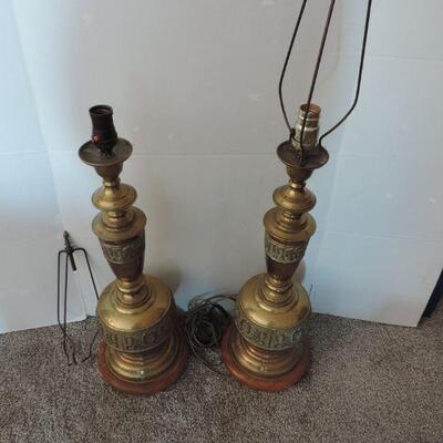 VINTAGE BRASS TABLE LAMPS