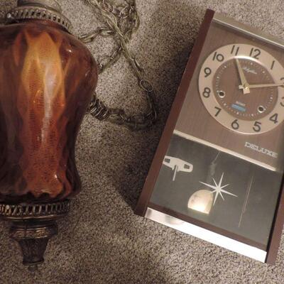 MID MOD LOOK- CLOCK & HANGING LIGHTING