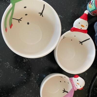 Christmas snowman bowls 