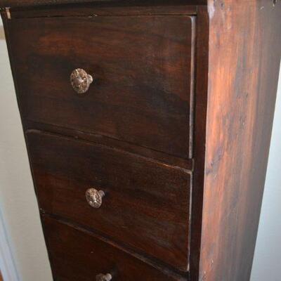 LOT 4 TALL CHEST