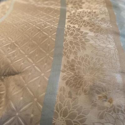 King comforter coverlet 
