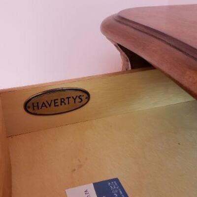 7 Drawer Havertys Bedroom Cabinet