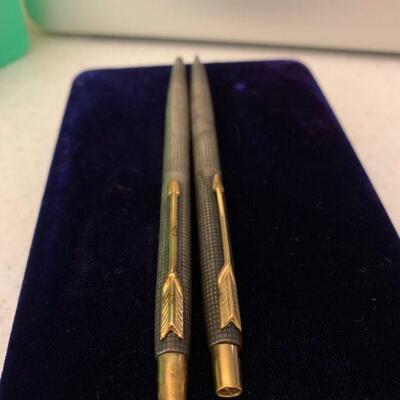 Parker Sterling Silver Pen/Pencil set. 